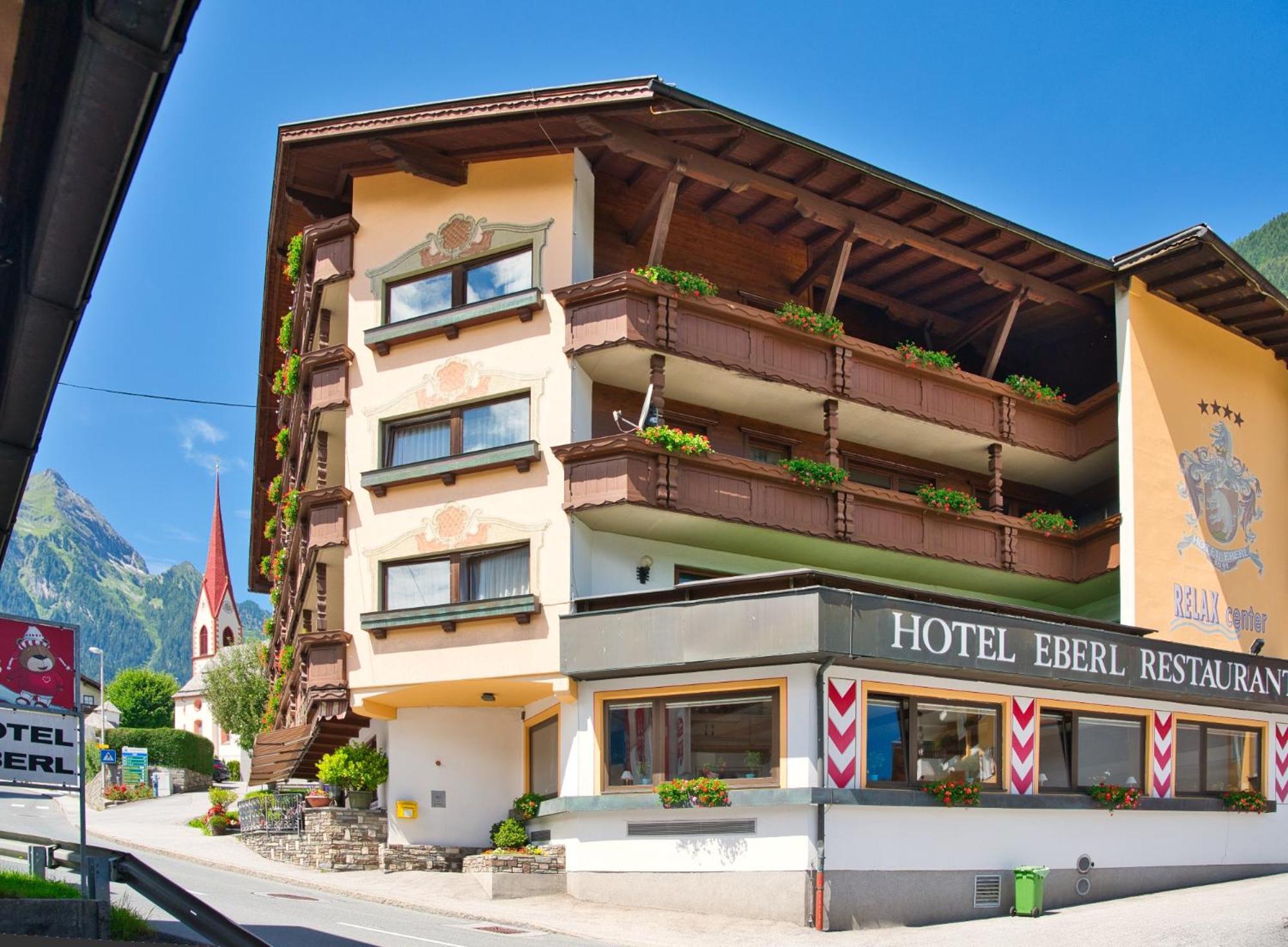 Hotel Eberl フィンケンベルク エクステリア 写真